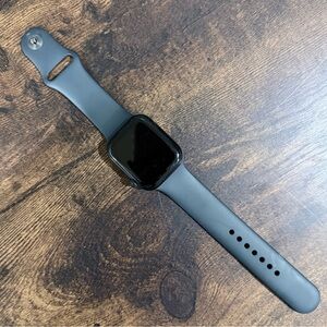 Apple Smartwatch 45mm Series 7